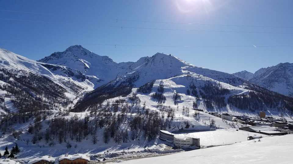 Via Lattea bei Sestriere, günstigstes Skigebiet mit mehr als 300 Kilometern